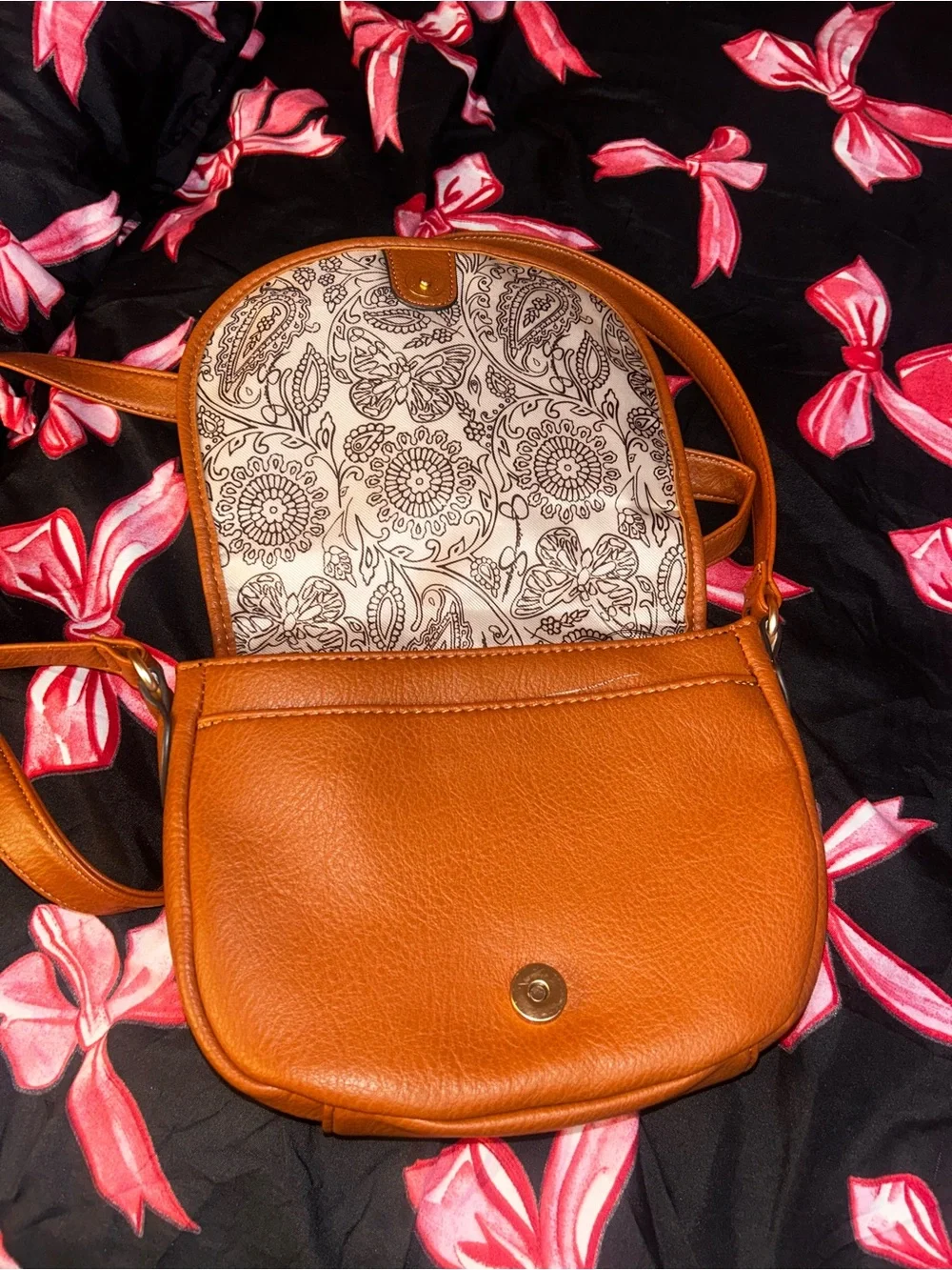 Jessica Simpson White and Tan Saddle Crossbody Bag